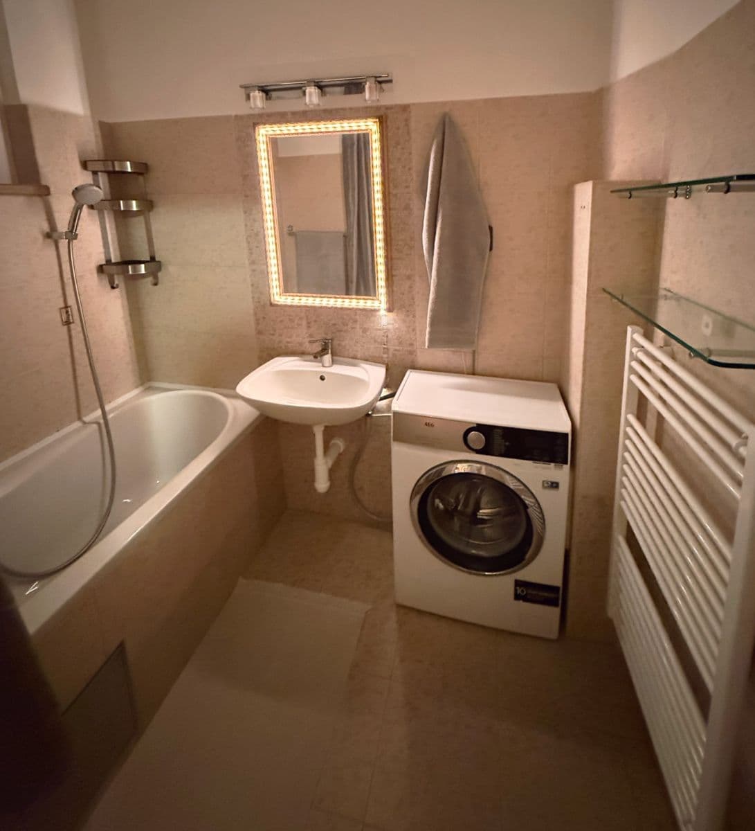 1 bedroom flat to rent, 37 m², Na Maninách, Prague, Prague 1 bedroom flat to rent, 37 m², Na Maninách, Prague, Prague