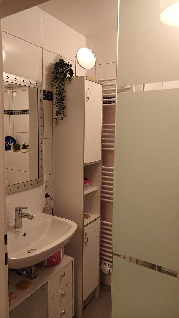 1 bedroom with open-plan kitchen flat to rent, 56 m², Justus-Liebig-Str. 3, Karben, Hesse 1 bedroom with open-plan kitchen flat to rent, 56 m², Justus-Liebig-Str. 3, Karben, Hesse