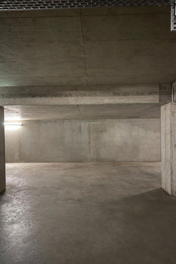 garage to rent, 0 m², Überfuhrgasse 41, Graz, Styria garage to rent, 0 m², Überfuhrgasse 41, Graz, Styria