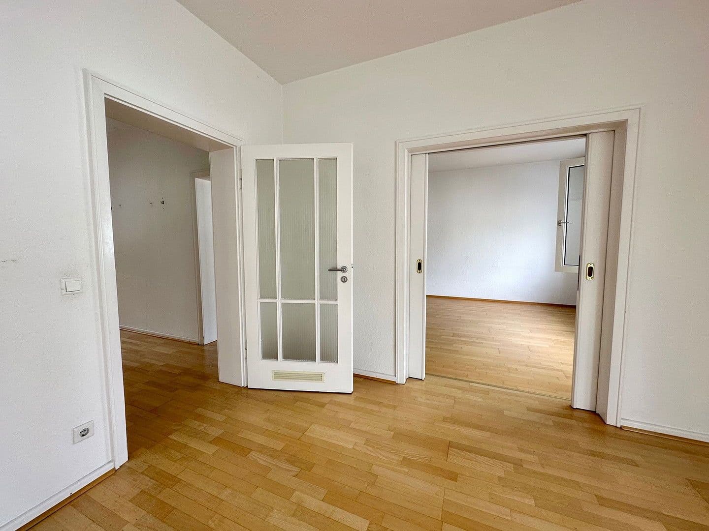 3 bedroom flat to rent, 100 m², Frankfurt am Main, Hesse 3 bedroom flat to rent, 100 m², Frankfurt am Main, Hesse