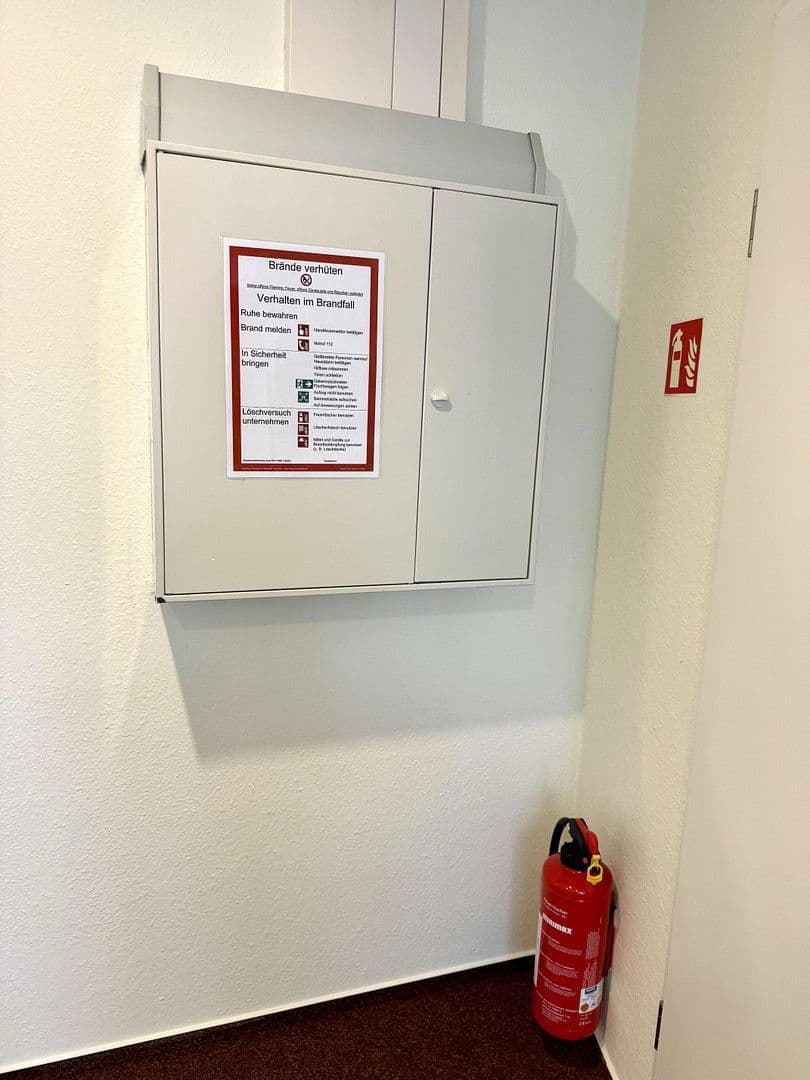 office to rent, 210 m², Lübecker Straße 25-27, Schwerin - Altstadt, Mecklenburg-Vorpommern office to rent, 210 m², Lübecker Straße 25-27, Schwerin - Altstadt, Mecklenburg-Vorpommern