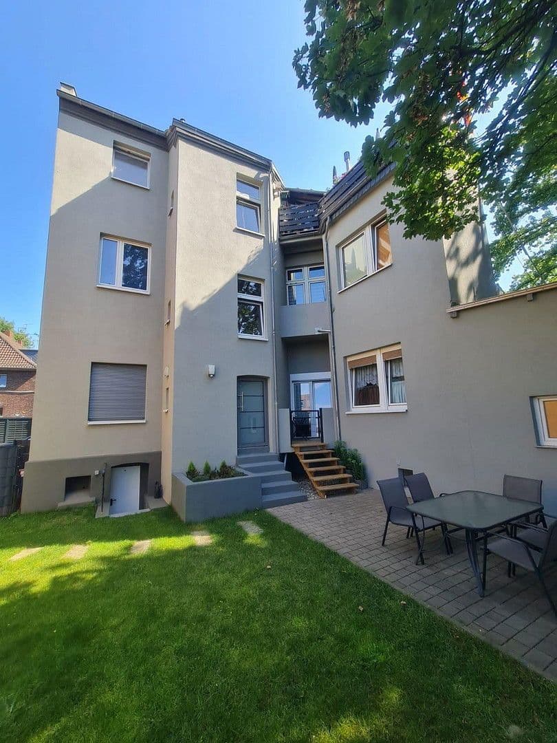 house for sale, 285 m², Oberhausen, North Rhine-Westphalia house for sale, 285 m², Oberhausen, North Rhine-Westphalia