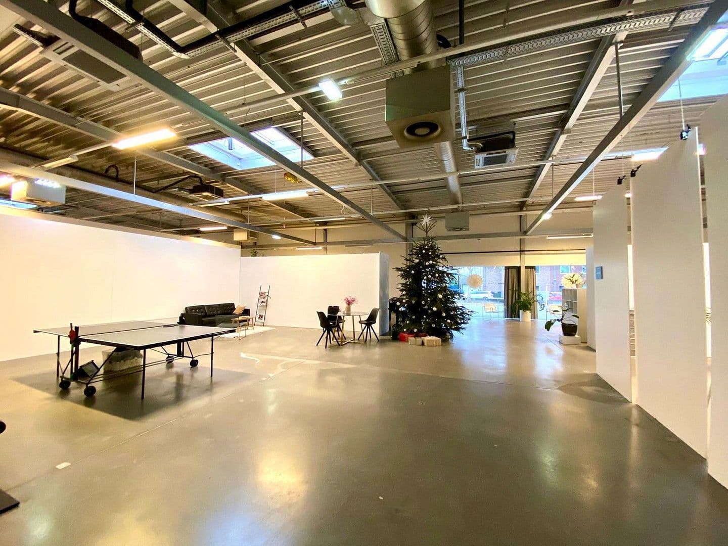 non-residential property to rent, 3,497 m², Ratingen, North Rhine-Westphalia non-residential property to rent, 3,497 m², Ratingen, North Rhine-Westphalia