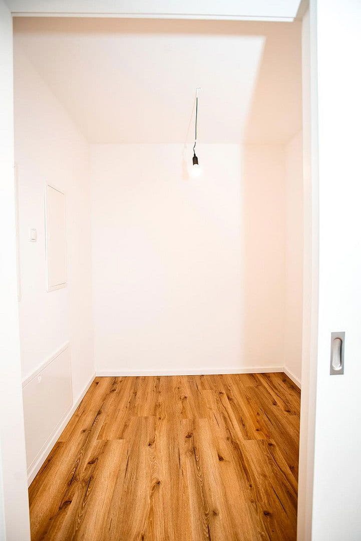 1 bedroom with open-plan kitchen flat to rent, 80 m², Zur Büchsn 3, Walderbach, Bavaria 1 bedroom with open-plan kitchen flat to rent, 80 m², Zur Büchsn 3, Walderbach, Bavaria