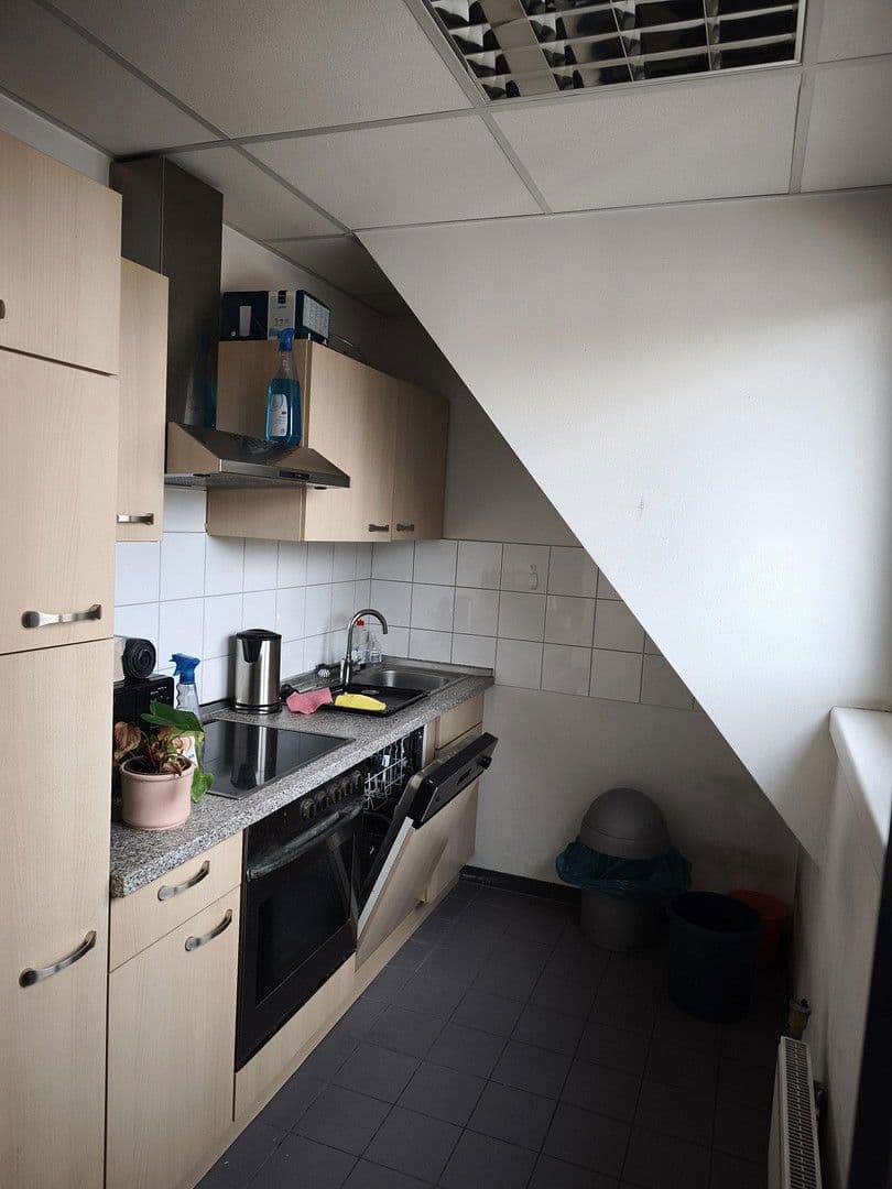 office to rent, 166 m², Marienplatz 8, Stuttgart, Baden-Württemberg office to rent, 166 m², Marienplatz 8, Stuttgart, Baden-Württemberg