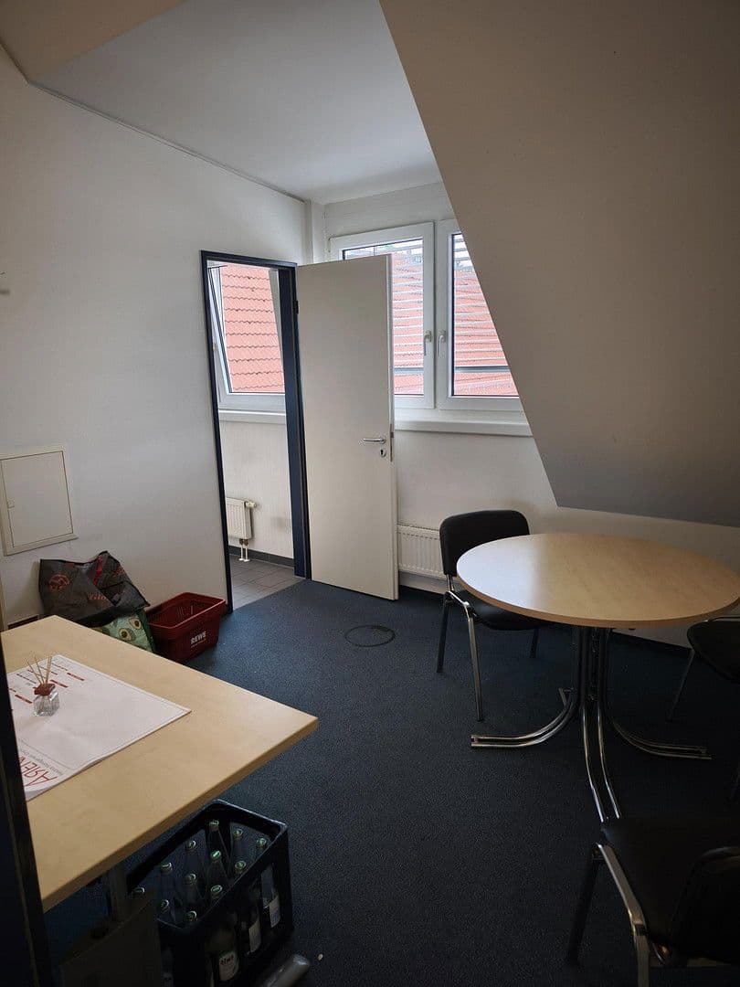 office to rent, 166 m², Marienplatz 8, Stuttgart, Baden-Württemberg office to rent, 166 m², Marienplatz 8, Stuttgart, Baden-Württemberg