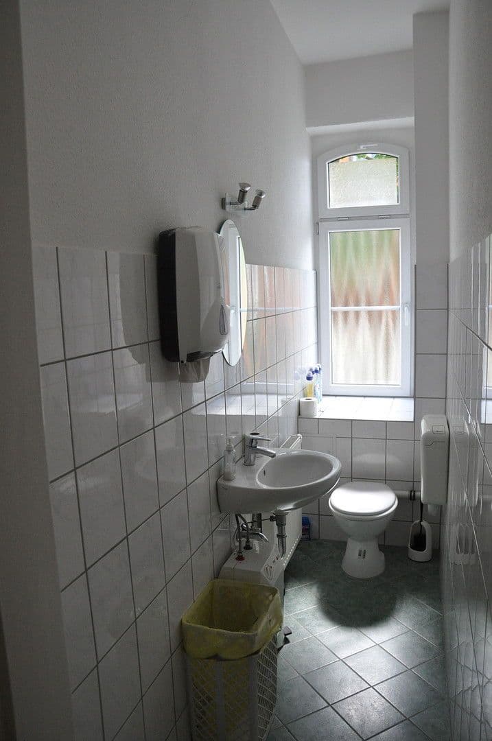 office to rent, 91 m², Gartenstraße 70, Radebeul, Saxony office to rent, 91 m², Gartenstraße 70, Radebeul, Saxony