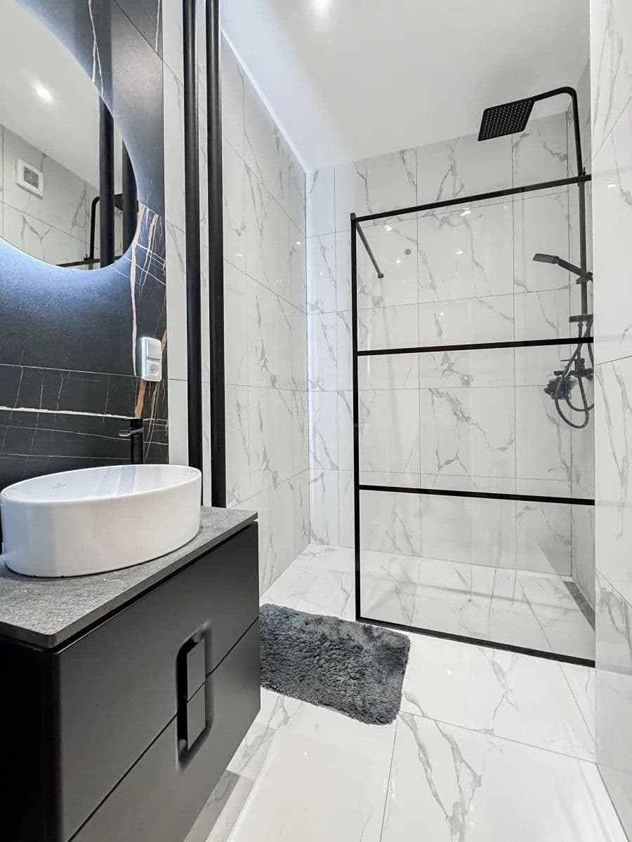 1 bedroom with open-plan kitchen flat to rent, 67 m², Peckova, Prague, Prague 1 bedroom with open-plan kitchen flat to rent, 67 m², Peckova, Prague, Prague