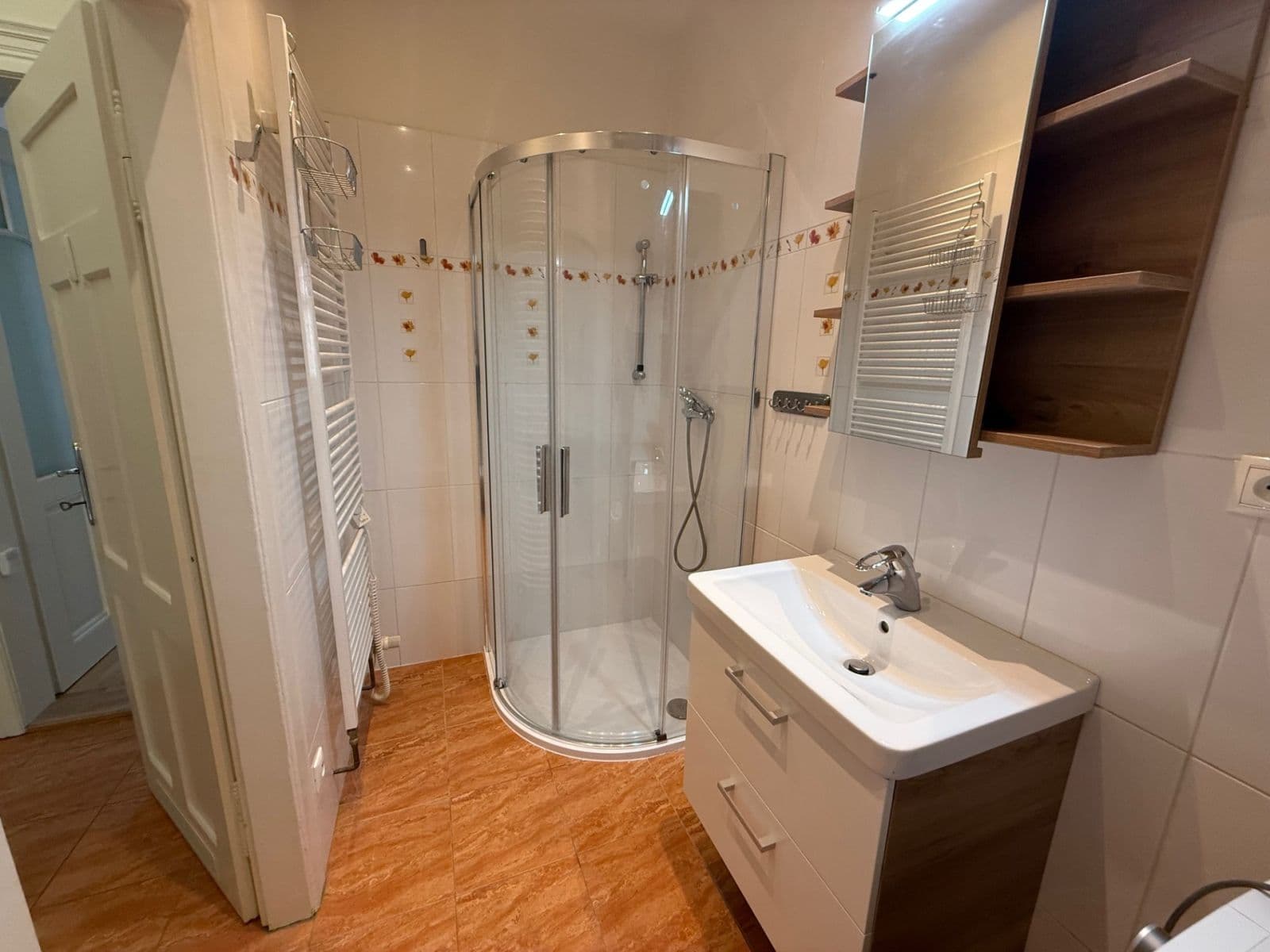 2 bedroom flat to rent, 80 m², Ruská, Prague, Prague 2 bedroom flat to rent, 80 m², Ruská, Prague, Prague