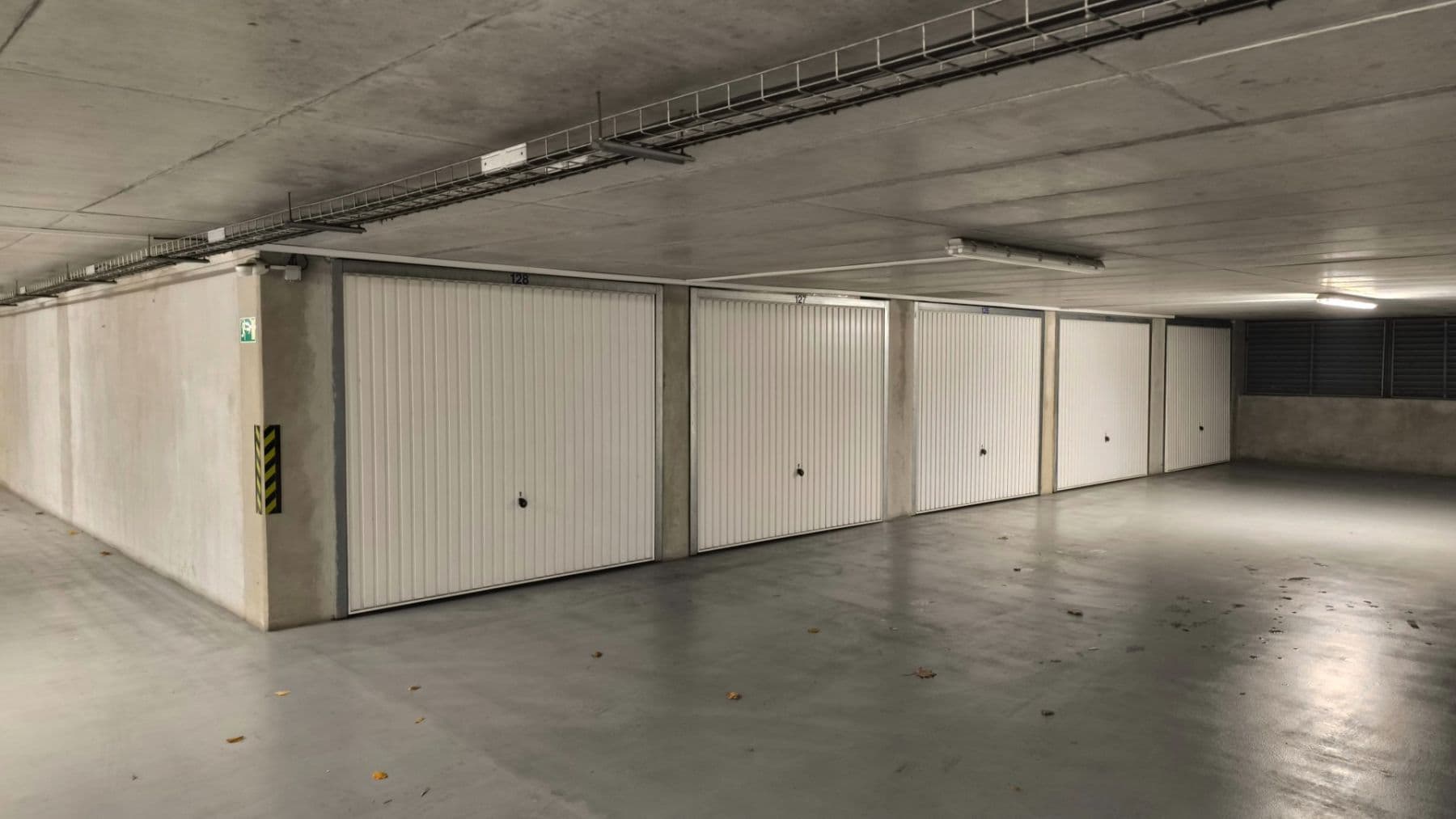 garage to rent, 16 m², Archeologická, Prague, Prague garage to rent, 16 m², Archeologická, Prague, Prague