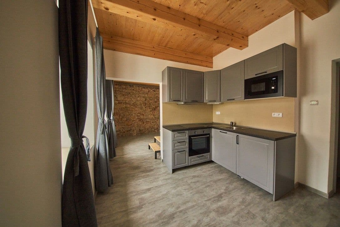 1 bedroom flat to rent, 57 m², Mariánské náměstí, Brandýs nad Labem-Stará Boleslav, Středočeský Region 1 bedroom flat to rent, 57 m², Mariánské náměstí, Brandýs nad Labem-Stará Boleslav, Středočeský Region