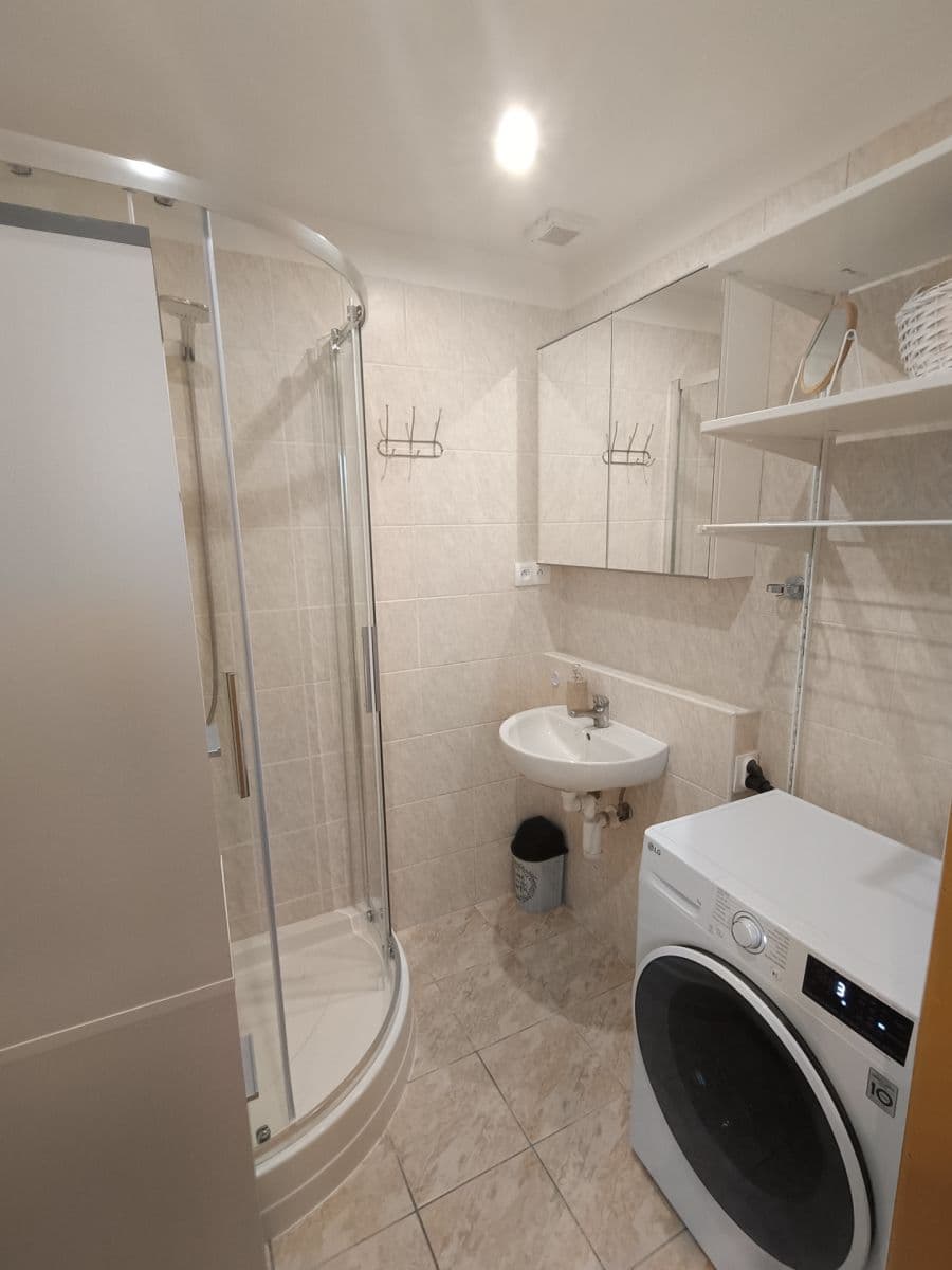 3 bedroom flat to rent, 65 m², Družstevná, Modra, Bratislavský Region 3 bedroom flat to rent, 65 m², Družstevná, Modra, Bratislavský Region