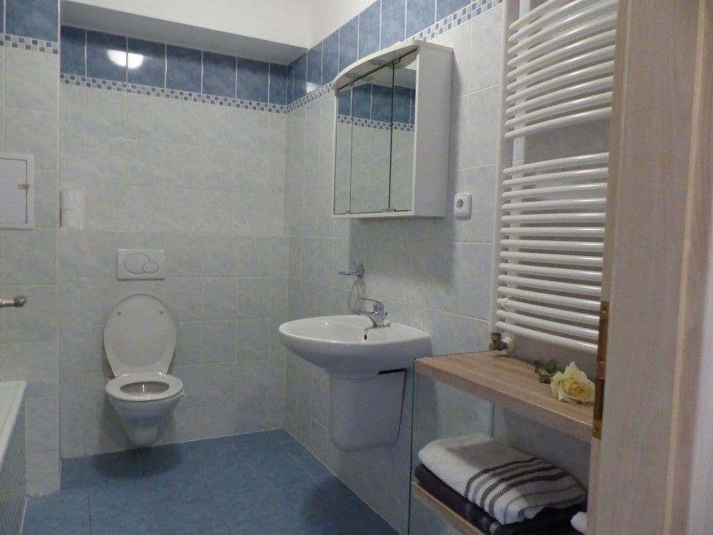 Studio flat to rent, 46 m², Na Harfě, Prague, Prague Studio flat to rent, 46 m², Na Harfě, Prague, Prague