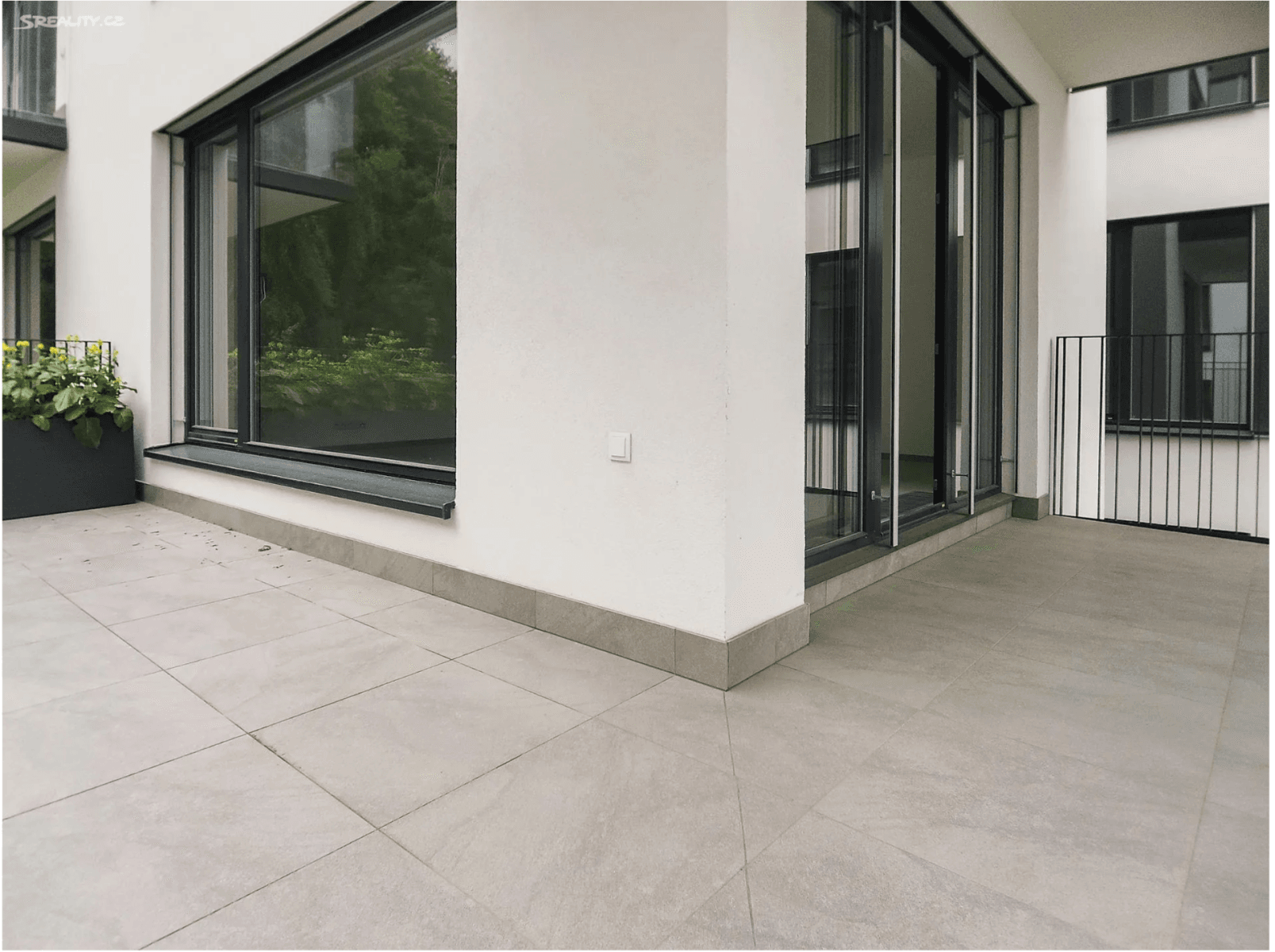 2 bedroom with open-plan kitchen flat to rent, 93 m², Na Pomezí, Prague, Prague 2 bedroom with open-plan kitchen flat to rent, 93 m², Na Pomezí, Prague, Prague