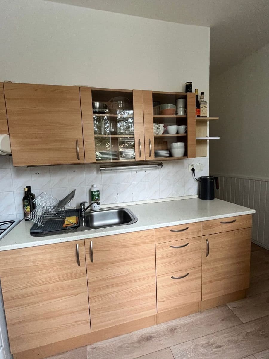 2 bedroom flat to rent, 57 m², Bratří Čapků, Valašské Meziříčí, Zlínský Region 2 bedroom flat to rent, 57 m², Bratří Čapků, Valašské Meziříčí, Zlínský Region