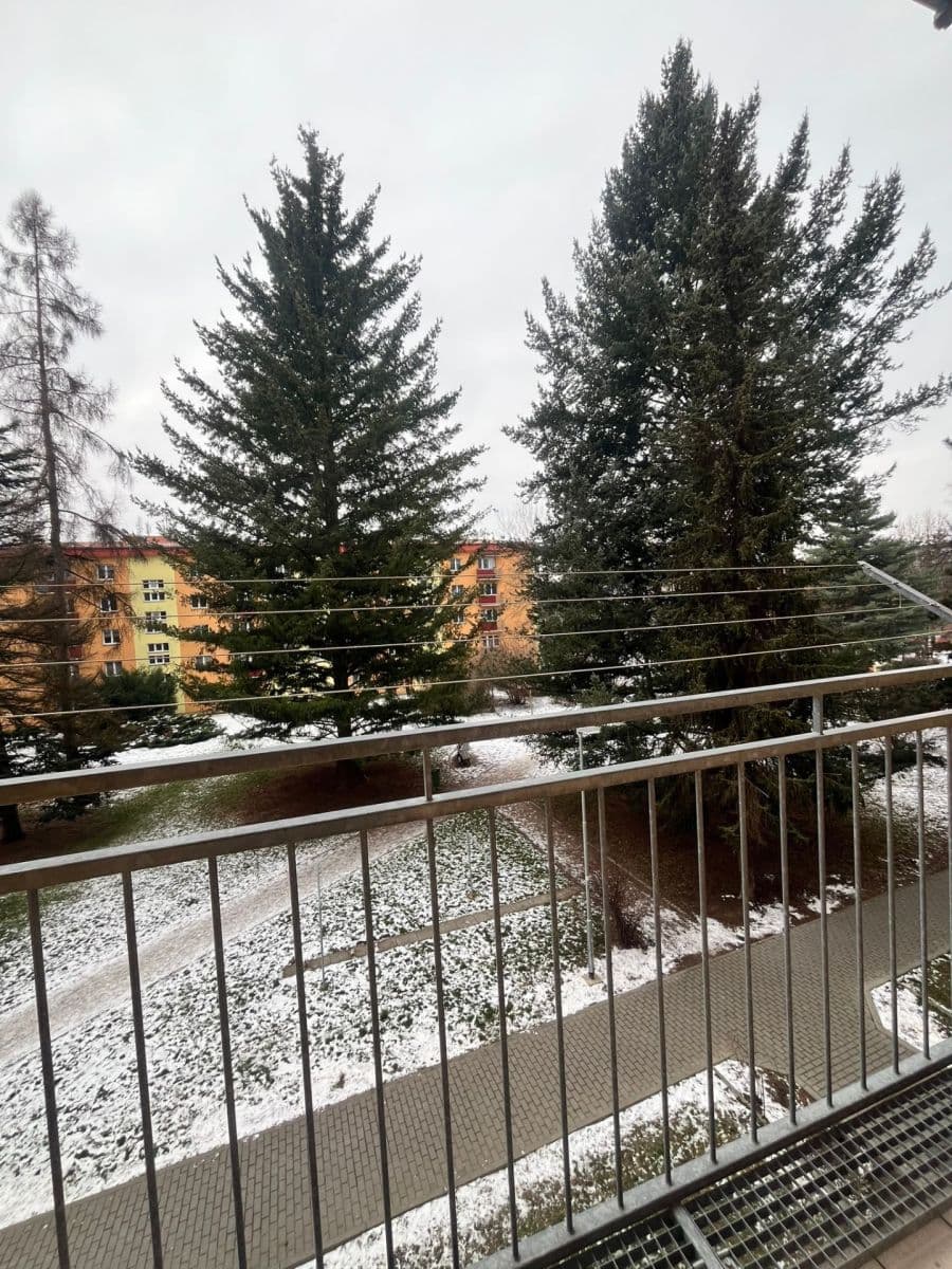 2 bedroom flat to rent, 57 m², Bratří Čapků, Valašské Meziříčí, Zlínský Region 2 bedroom flat to rent, 57 m², Bratří Čapků, Valašské Meziříčí, Zlínský Region