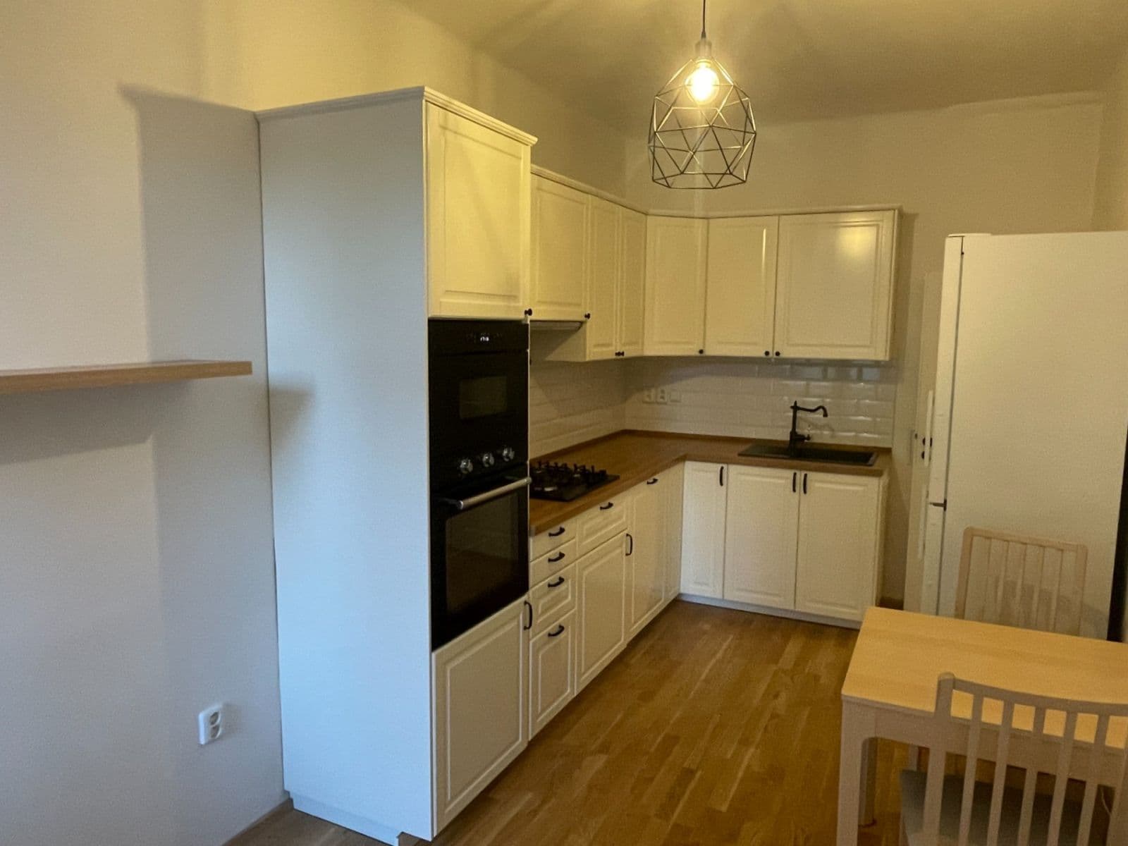 1 bedroom with open-plan kitchen flat to rent, 45 m², Na Slupi, Prague, Prague 1 bedroom with open-plan kitchen flat to rent, 45 m², Na Slupi, Prague, Prague