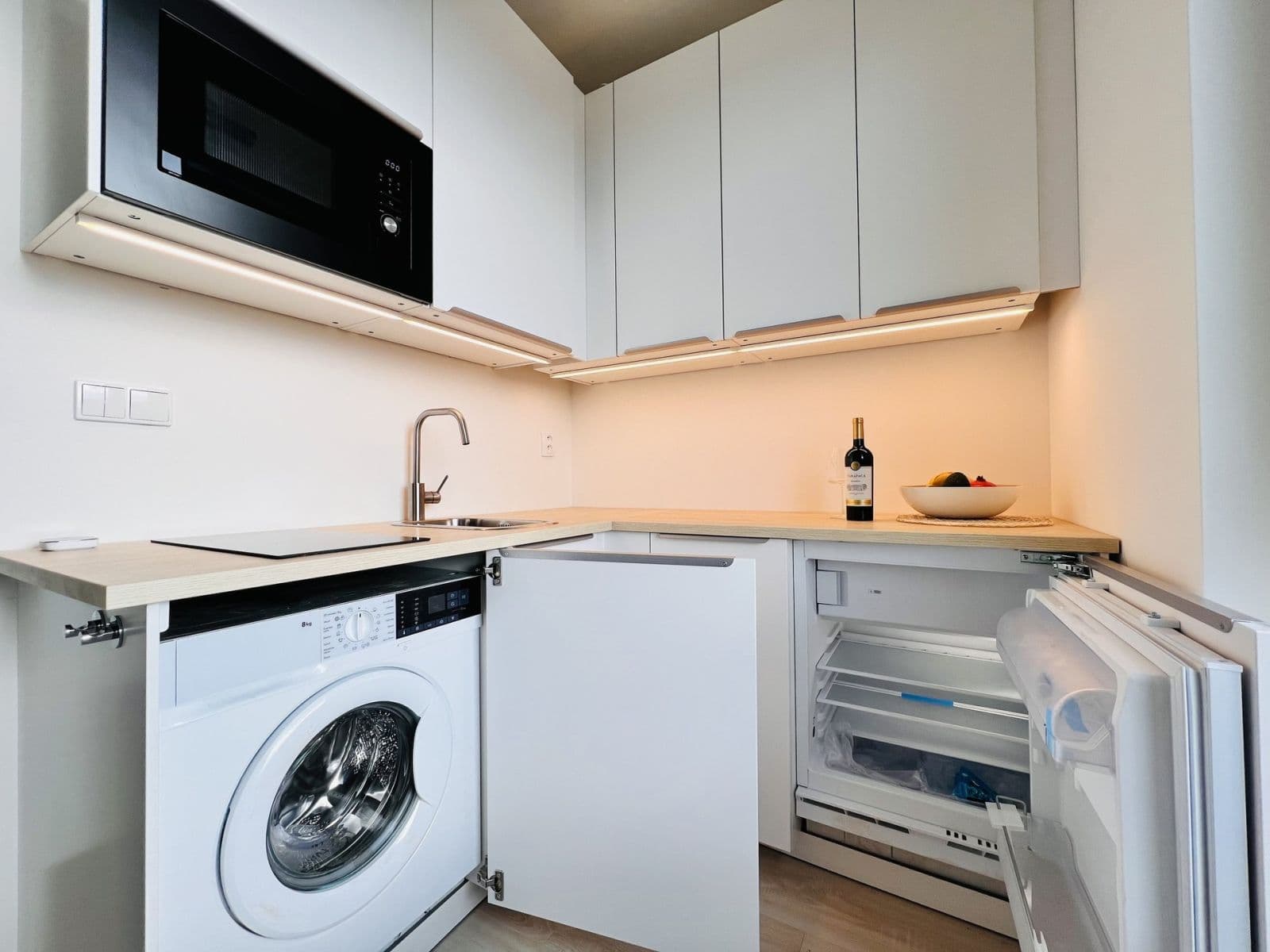 Studio flat to rent, 27 m², Poděbradská, Prague, Prague Studio flat to rent, 27 m², Poděbradská, Prague, Prague