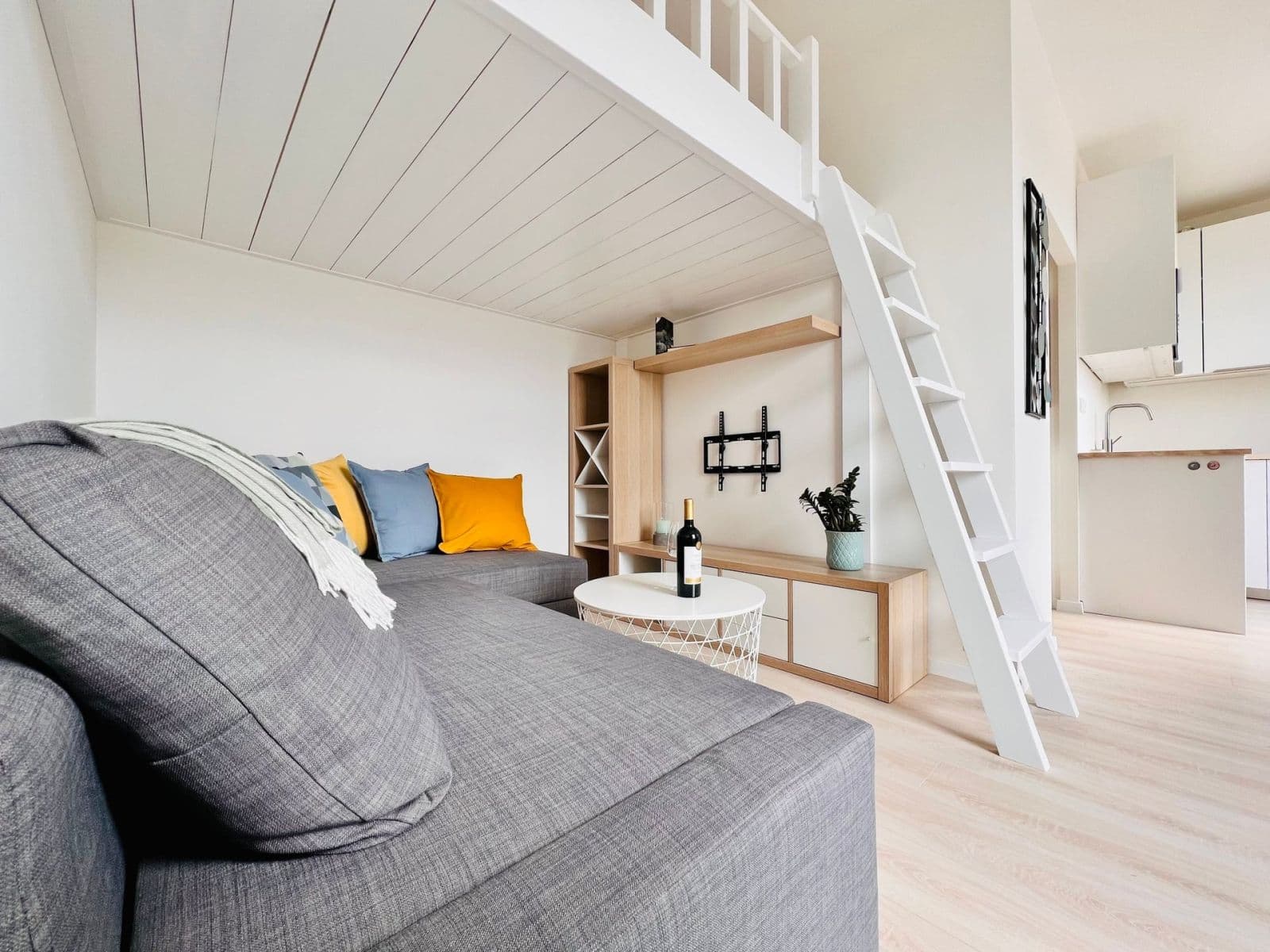 Studio flat to rent, 27 m², Poděbradská, Prague, Prague Studio flat to rent, 27 m², Poděbradská, Prague, Prague