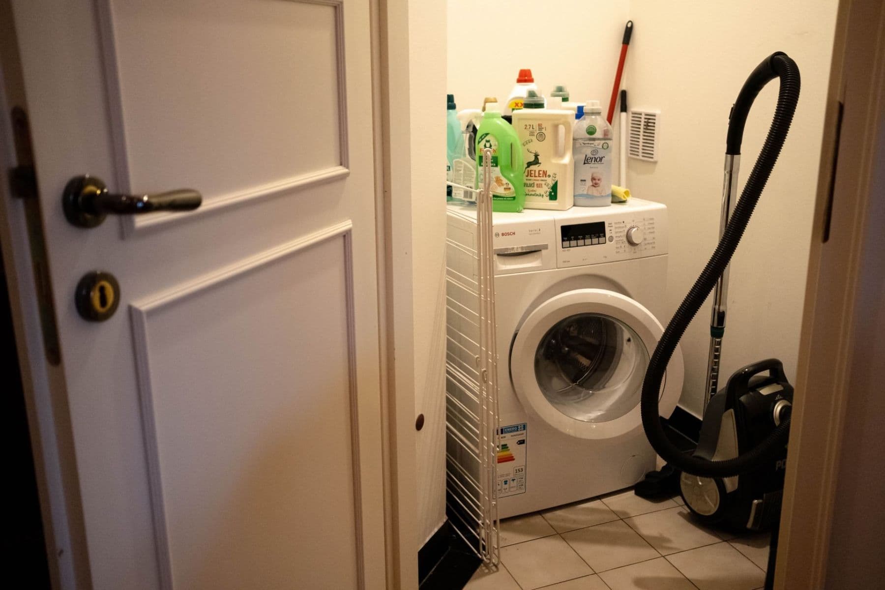 3 bedroom flat to rent, 26 m², Janáčkovo nábřeží, Prague, Prague 3 bedroom flat to rent, 26 m², Janáčkovo nábřeží, Prague, Prague