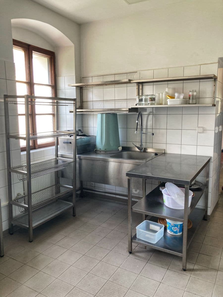 non-residential property to rent, 180 m², Koštice, Ústecký Region non-residential property to rent, 180 m², Koštice, Ústecký Region