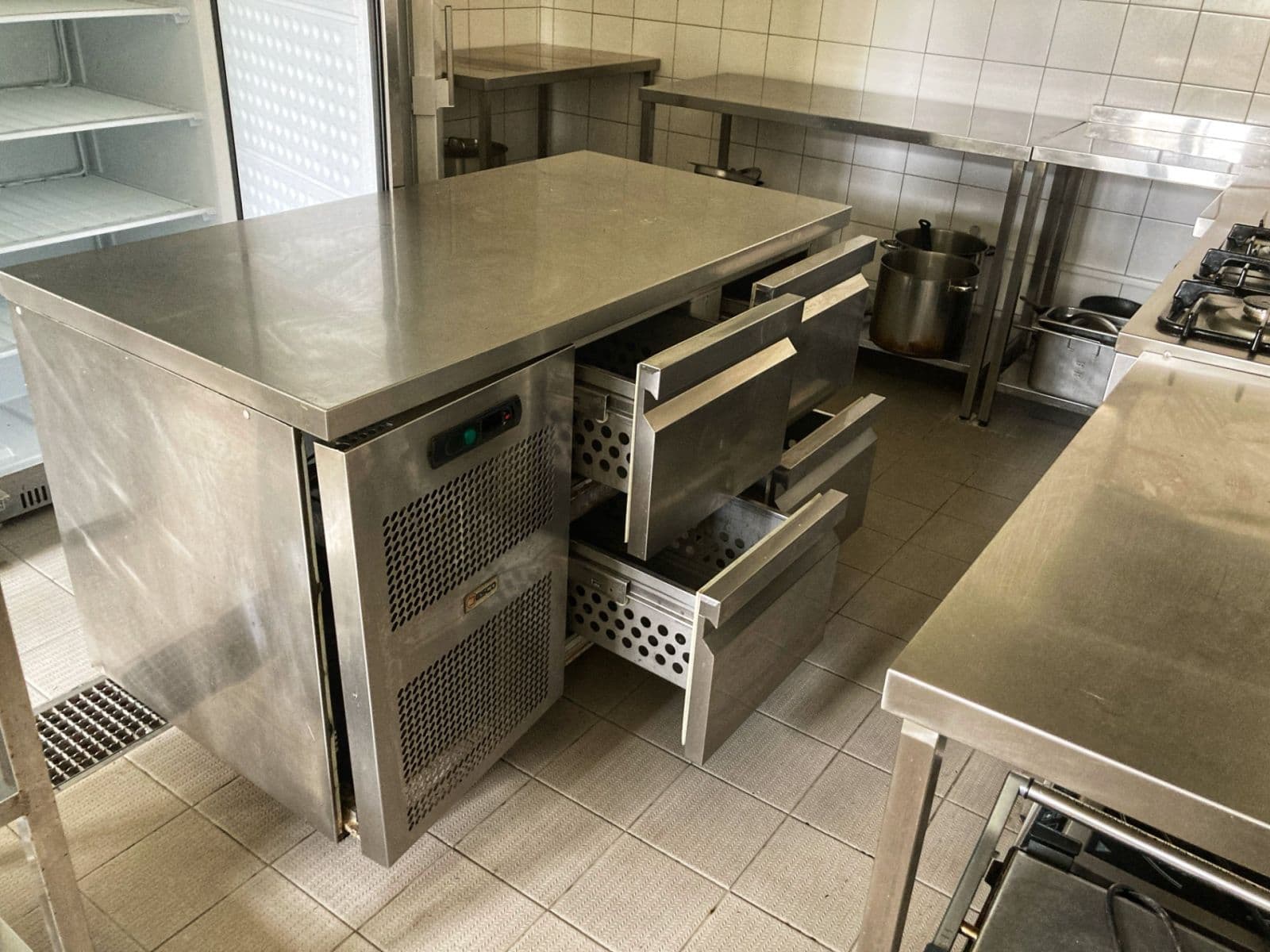 non-residential property to rent, 180 m², Koštice, Ústecký Region non-residential property to rent, 180 m², Koštice, Ústecký Region