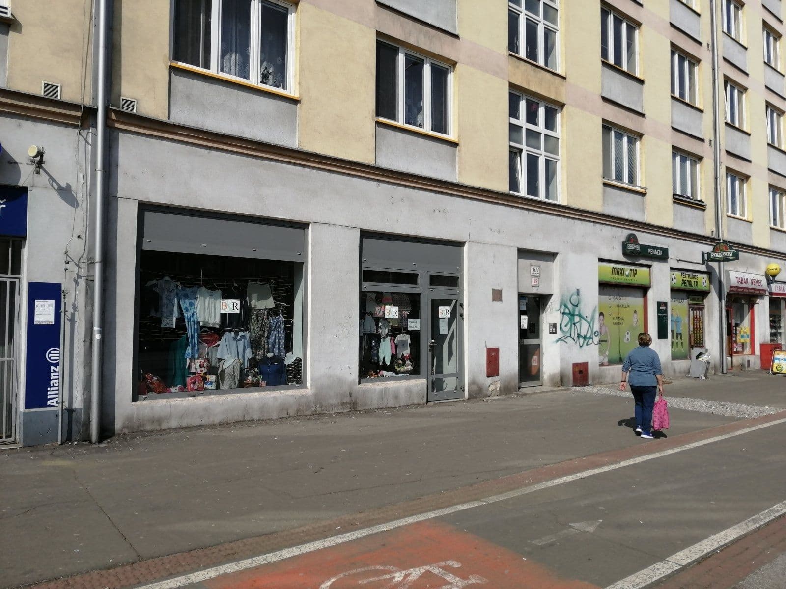 non-residential property to rent, 74 m², tř. Osvobození, Karviná, Moravskoslezský Region non-residential property to rent, 74 m², tř. Osvobození, Karviná, Moravskoslezský Region