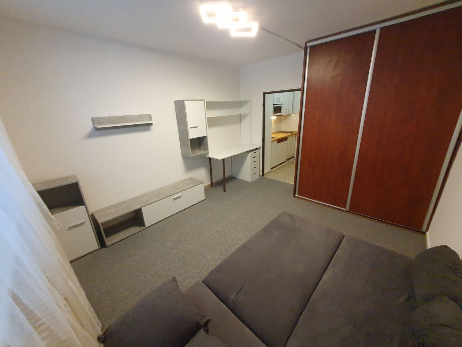 Studio flat to rent, 20 m², Jedovnická, Brno, Jihomoravský Region Studio flat to rent, 20 m², Jedovnická, Brno, Jihomoravský Region