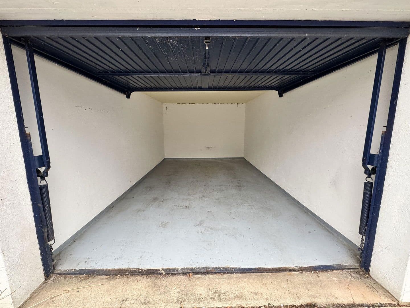 garage to rent, 0 m², Theaterstraße 71, Aachen, North Rhine-Westphalia garage to rent, 0 m², Theaterstraße 71, Aachen, North Rhine-Westphalia