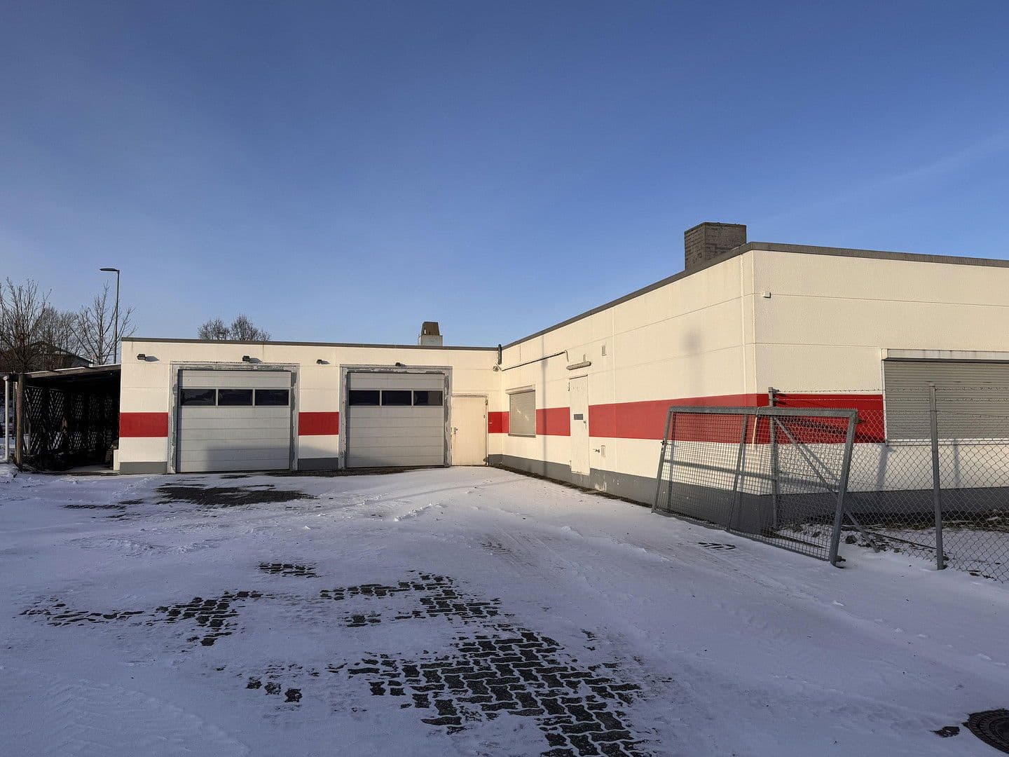 non-residential property to rent, 988 m², Otto-Kipp-Straße 2, Scharbeutz, Schleswig-Holstein non-residential property to rent, 988 m², Otto-Kipp-Straße 2, Scharbeutz, Schleswig-Holstein