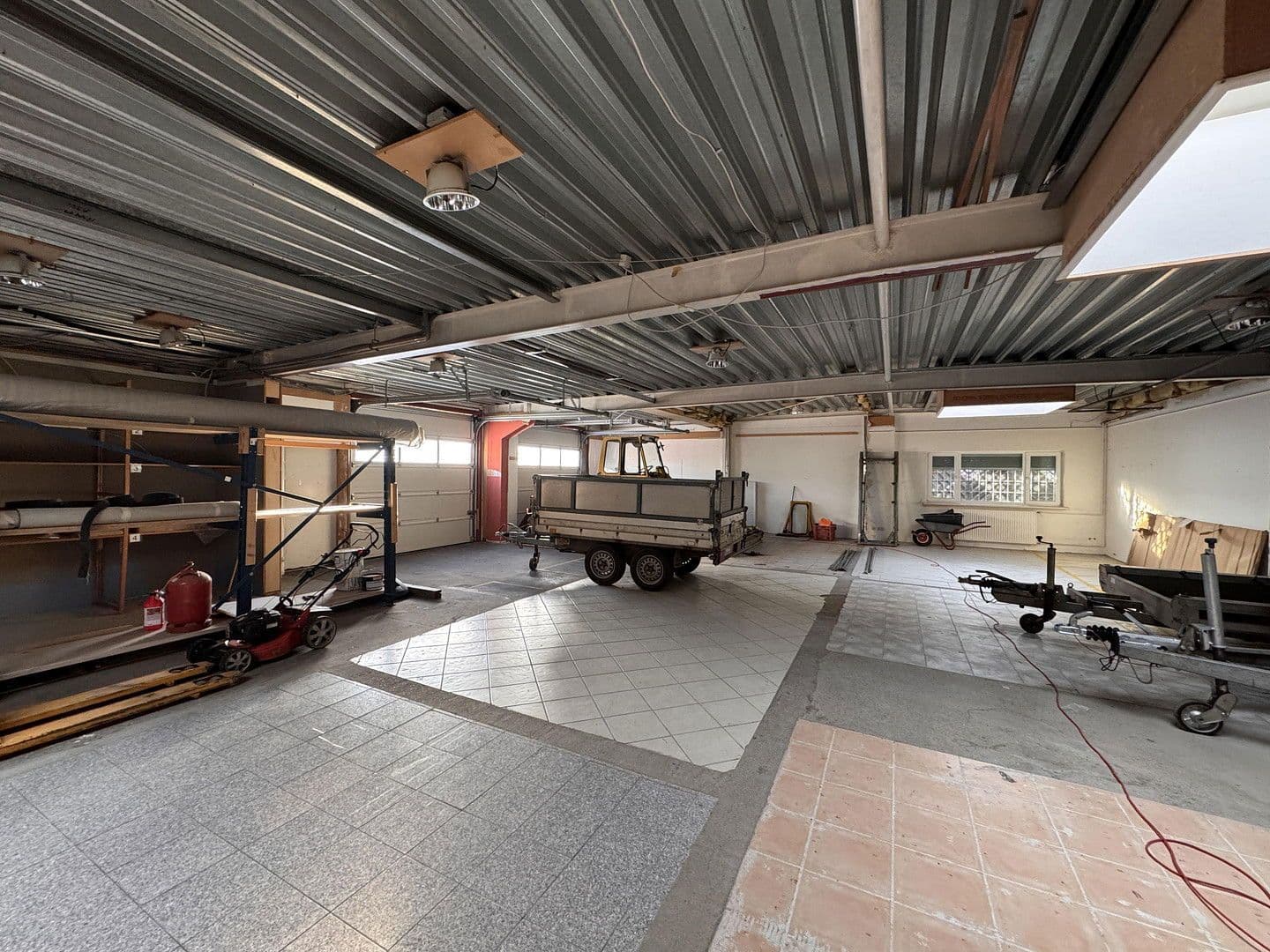 non-residential property to rent, 988 m², Otto-Kipp-Straße 2, Scharbeutz, Schleswig-Holstein non-residential property to rent, 988 m², Otto-Kipp-Straße 2, Scharbeutz, Schleswig-Holstein