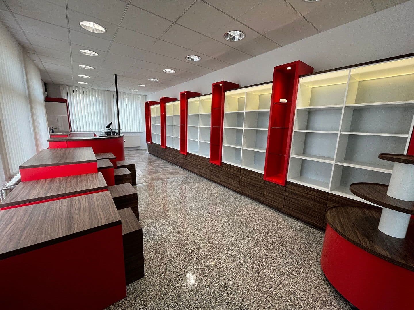 office to rent, 67 m², Wettin-Löbejün, Saxony-Anhalt office to rent, 67 m², Wettin-Löbejün, Saxony-Anhalt