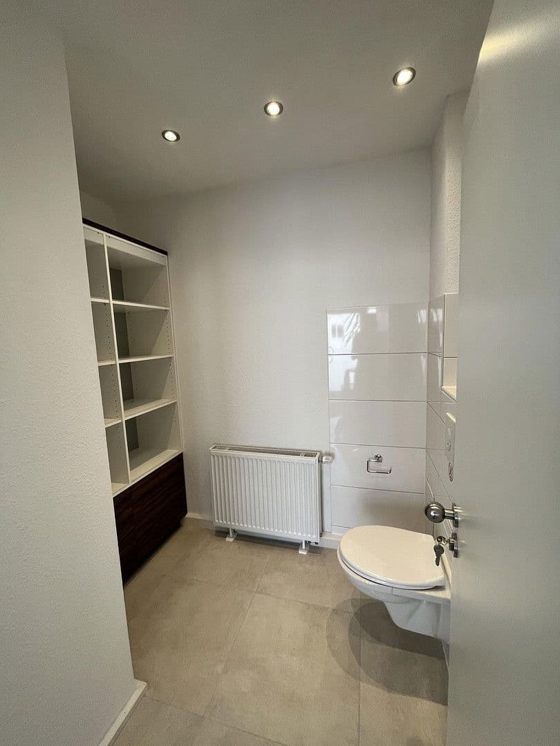 office to rent, 67 m², Wettin-Löbejün, Saxony-Anhalt office to rent, 67 m², Wettin-Löbejün, Saxony-Anhalt