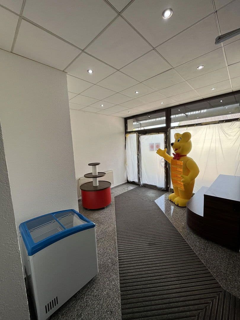 office to rent, 67 m², Wettin-Löbejün, Saxony-Anhalt office to rent, 67 m², Wettin-Löbejün, Saxony-Anhalt