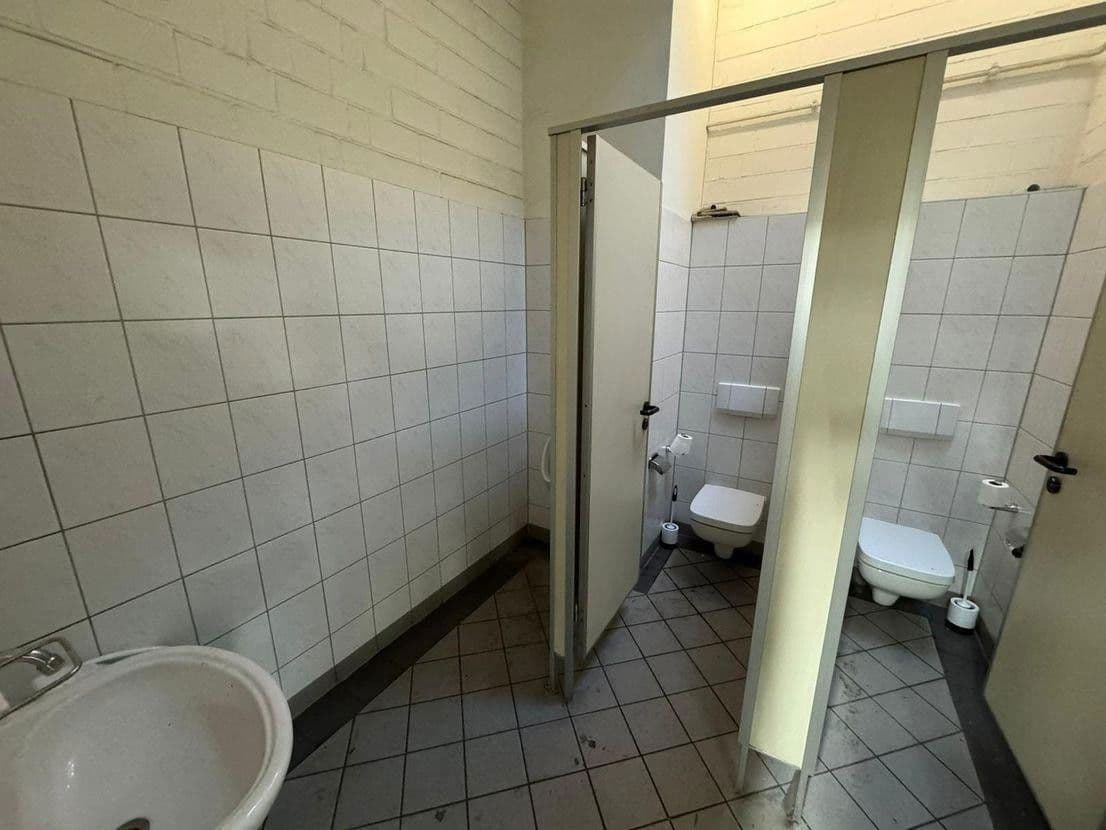 non-residential property to rent, 3,216 m², Balve, North Rhine-Westphalia non-residential property to rent, 3,216 m², Balve, North Rhine-Westphalia