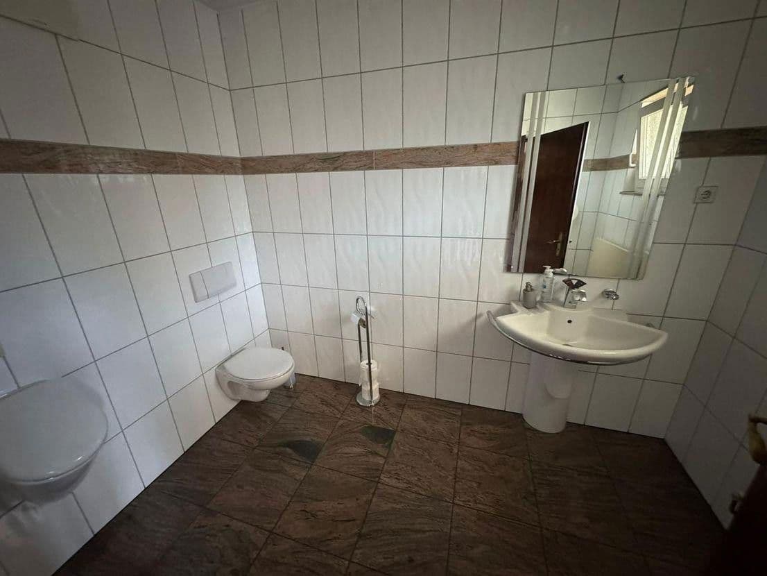 non-residential property to rent, 3,216 m², Balve, North Rhine-Westphalia non-residential property to rent, 3,216 m², Balve, North Rhine-Westphalia