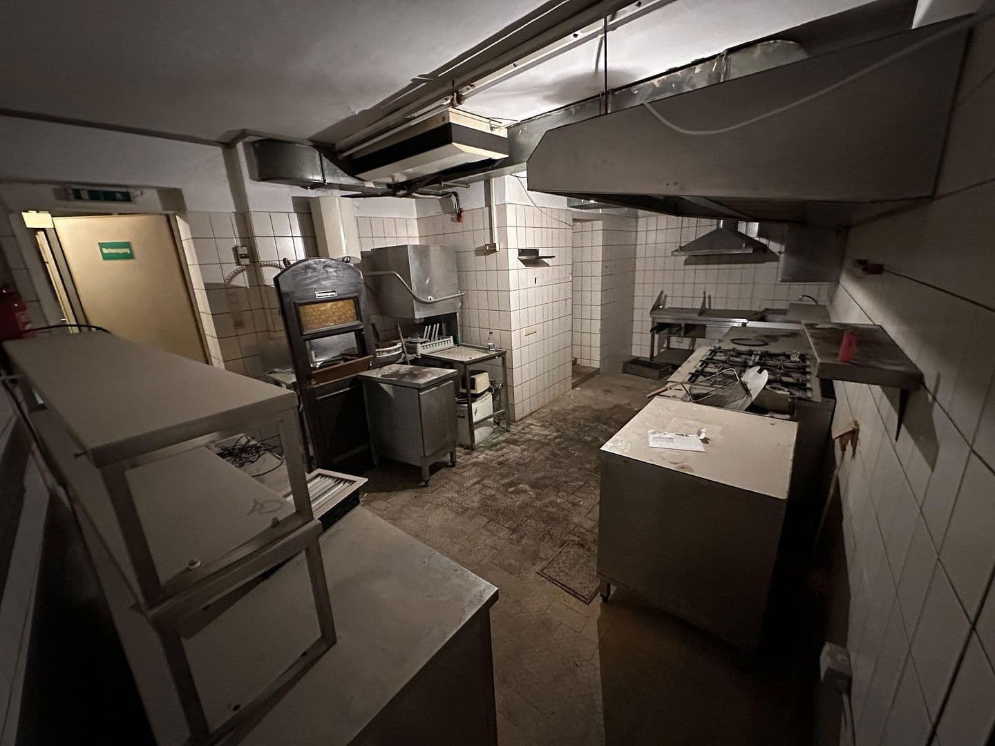 non-residential property to rent, 164 m², Untere Königsstrasse, Kassel, Hesse non-residential property to rent, 164 m², Untere Königsstrasse, Kassel, Hesse