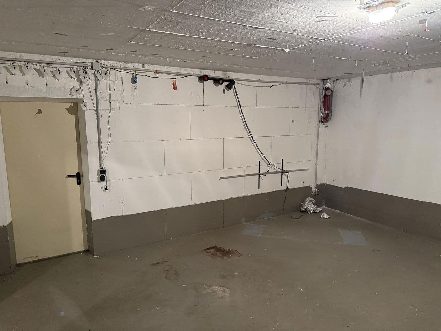 non-residential property to rent, 60 m², Bornheim, North Rhine-Westphalia non-residential property to rent, 60 m², Bornheim, North Rhine-Westphalia