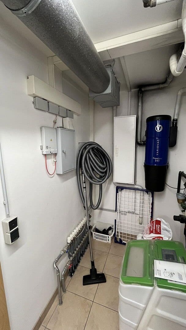 house for sale, 381 m², Anna-Nopper-Str. 17, Kornwestheim, Baden-Württemberg house for sale, 381 m², Anna-Nopper-Str. 17, Kornwestheim, Baden-Württemberg