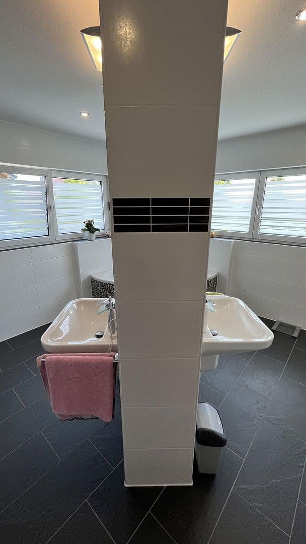 house for sale, 381 m², Anna-Nopper-Str. 17, Kornwestheim, Baden-Württemberg house for sale, 381 m², Anna-Nopper-Str. 17, Kornwestheim, Baden-Württemberg