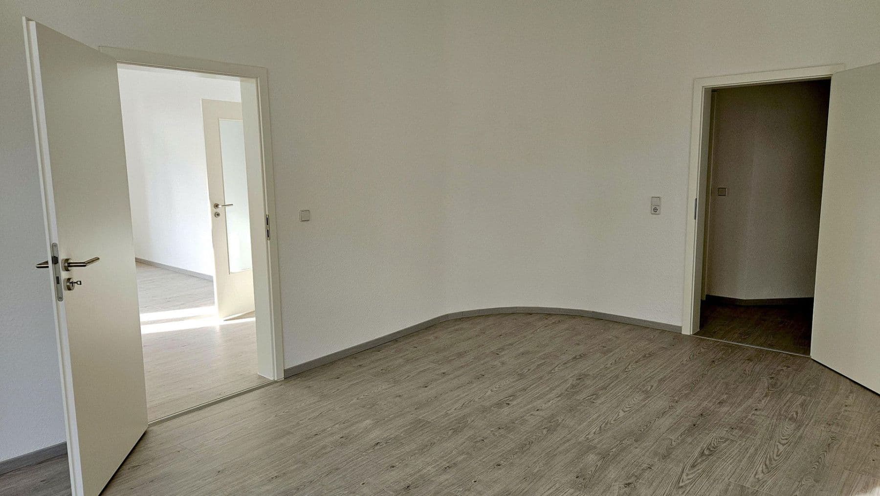 4 bedroom flat to rent, 140 m², Wilhelm-Stolle-Platz 1, Zwickau, Saxony 4 bedroom flat to rent, 140 m², Wilhelm-Stolle-Platz 1, Zwickau, Saxony