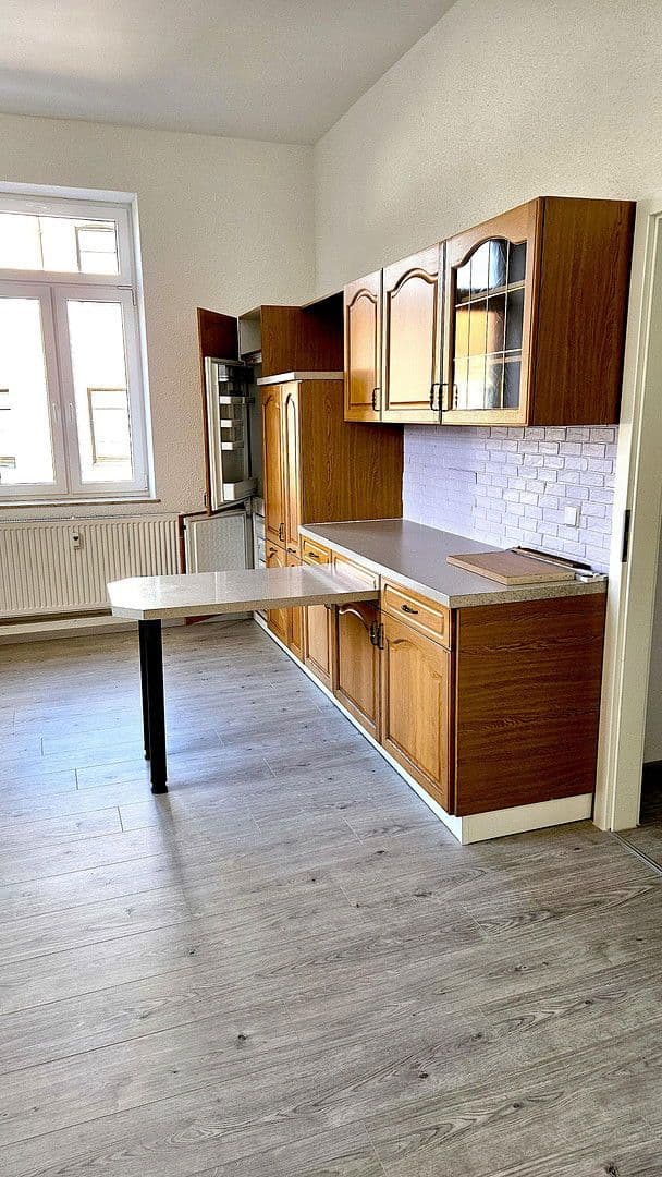 4 bedroom flat to rent, 140 m², Wilhelm-Stolle-Platz 1, Zwickau, Saxony 4 bedroom flat to rent, 140 m², Wilhelm-Stolle-Platz 1, Zwickau, Saxony