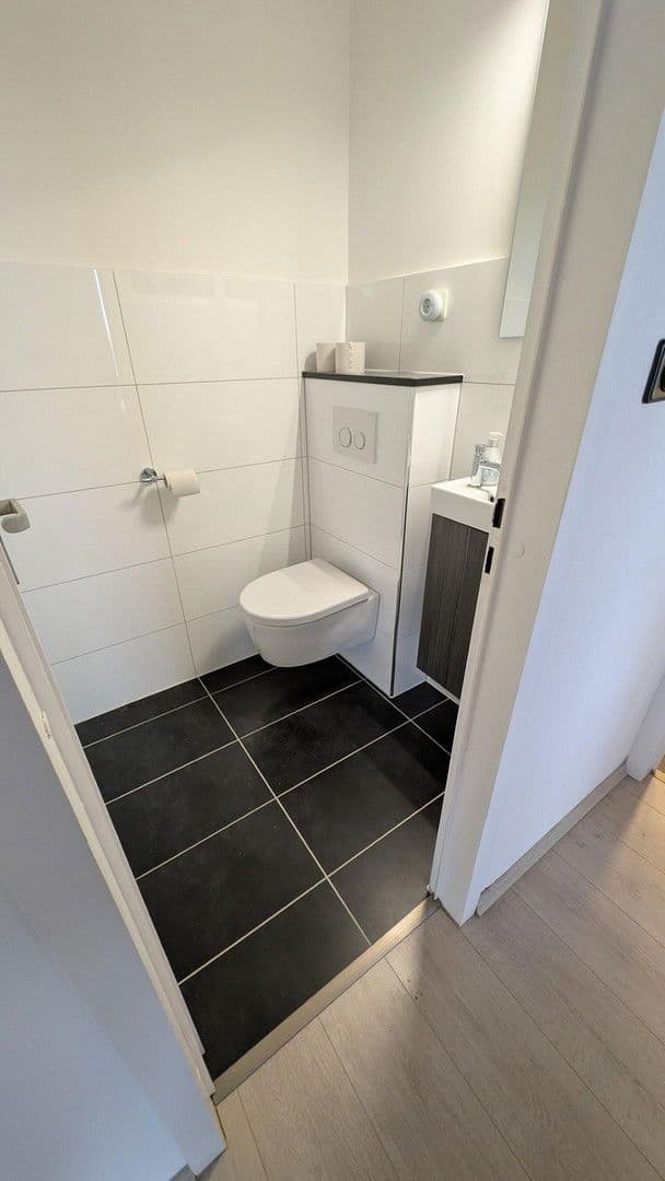 2 bedroom with open-plan kitchen flat for sale, 92 m², Theodor-Heuss-Straße 50, Wuppertal, North Rhine-Westphalia 2 bedroom with open-plan kitchen flat for sale, 92 m², Theodor-Heuss-Straße 50, Wuppertal, North Rhine-Westphalia