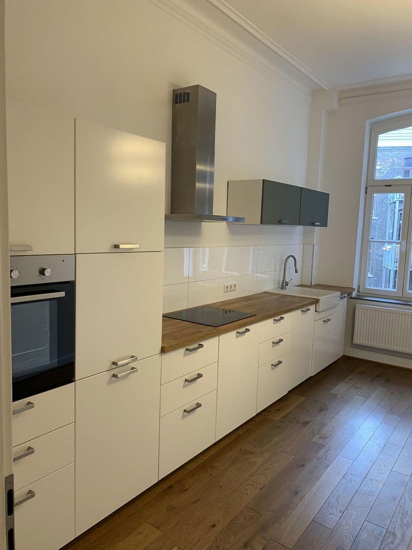 4 bedroom flat to rent, 112 m², Trimbornstrasse 11, Köln, North Rhine-Westphalia 4 bedroom flat to rent, 112 m², Trimbornstrasse 11, Köln, North Rhine-Westphalia