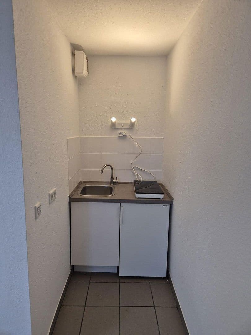 1 bedroom flat to rent, 27 m², Richrather Str. 7, Langenfeld (Rheinland), North Rhine-Westphalia 1 bedroom flat to rent, 27 m², Richrather Str. 7, Langenfeld (Rheinland), North Rhine-Westphalia