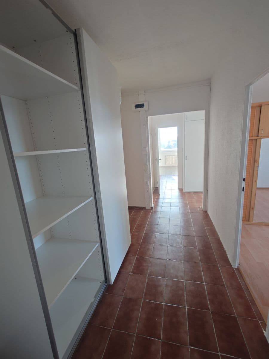 3 bedroom flat to rent, 78 m², Ve Svahu, Prague, Prague 3 bedroom flat to rent, 78 m², Ve Svahu, Prague, Prague