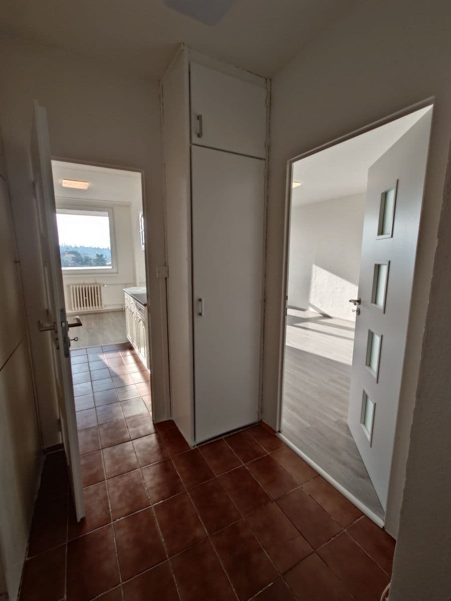 3 bedroom flat to rent, 78 m², Ve Svahu, Prague, Prague 3 bedroom flat to rent, 78 m², Ve Svahu, Prague, Prague