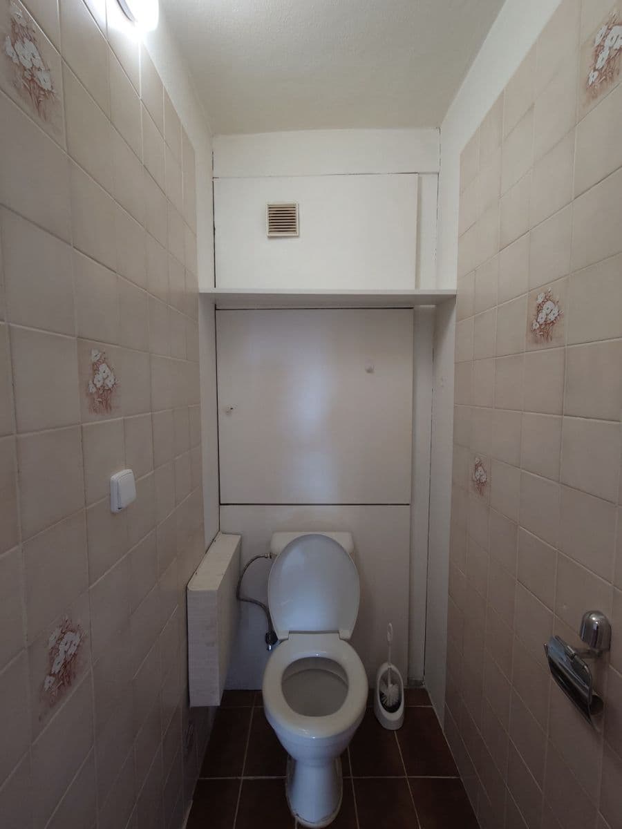 3 bedroom flat to rent, 78 m², Ve Svahu, Prague, Prague 3 bedroom flat to rent, 78 m², Ve Svahu, Prague, Prague