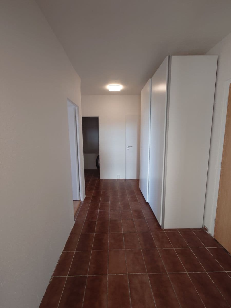 3 bedroom flat to rent, 78 m², Ve Svahu, Prague, Prague 3 bedroom flat to rent, 78 m², Ve Svahu, Prague, Prague