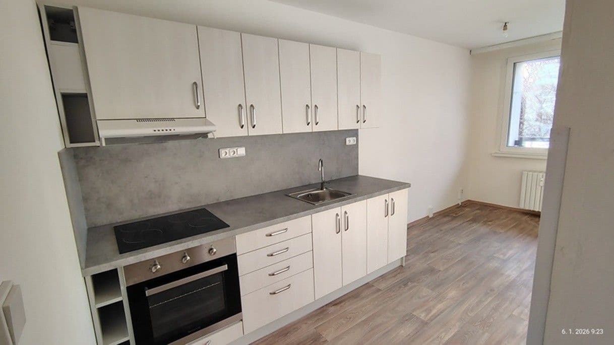 4 bedroom flat to rent, 100 m², Benešova, Kutná Hora, Středočeský Region 4 bedroom flat to rent, 100 m², Benešova, Kutná Hora, Středočeský Region